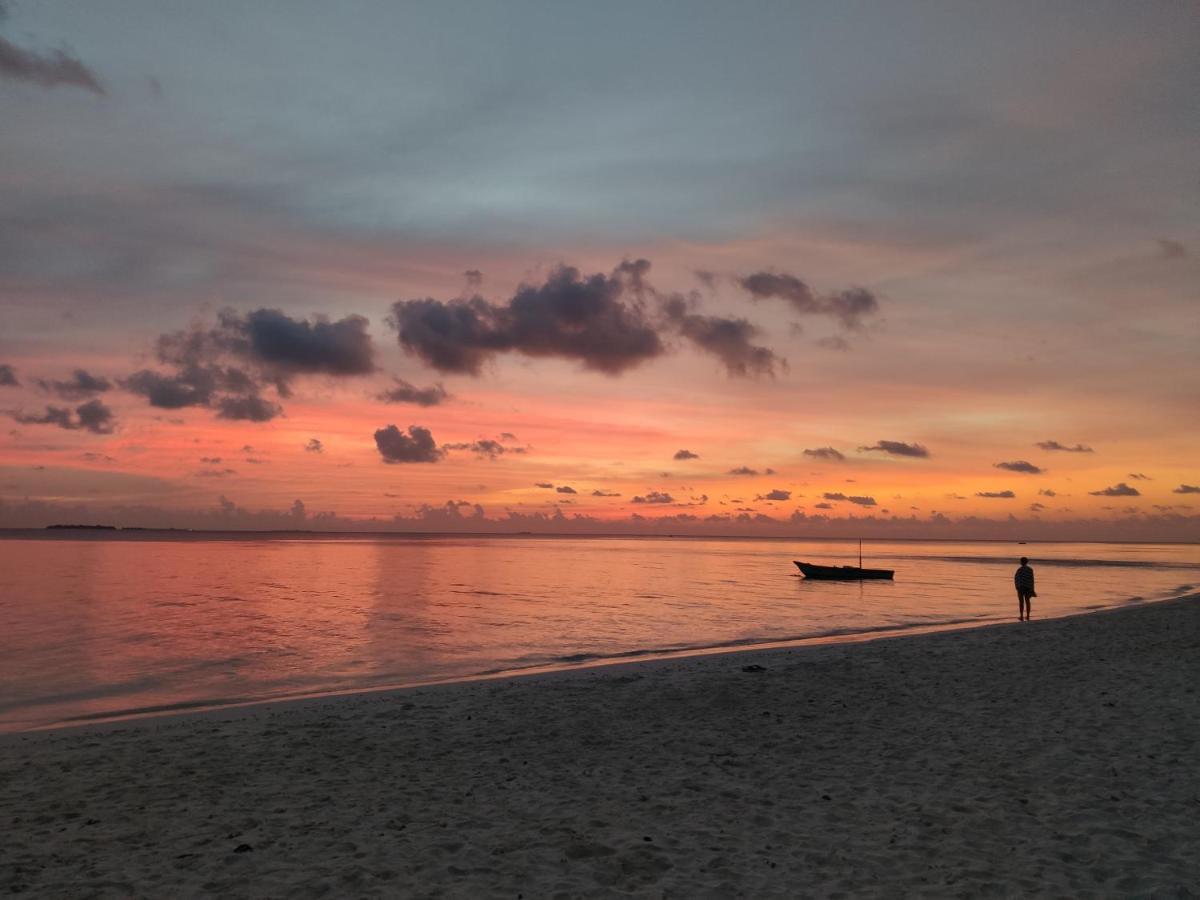Ukulhas Villa Beach Hotel المظهر الخارجي الصورة