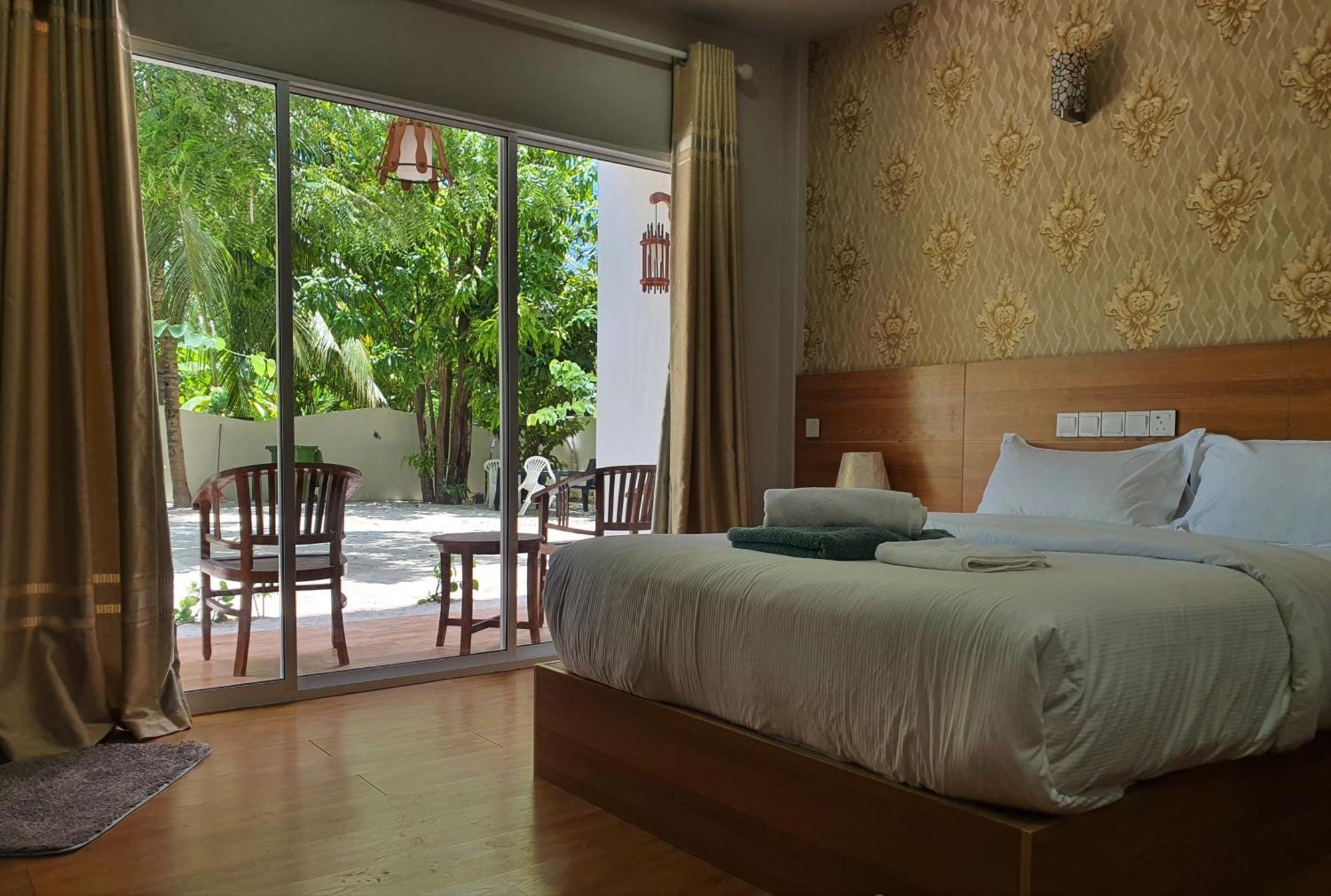 Ukulhas Villa Beach Hotel المظهر الخارجي الصورة